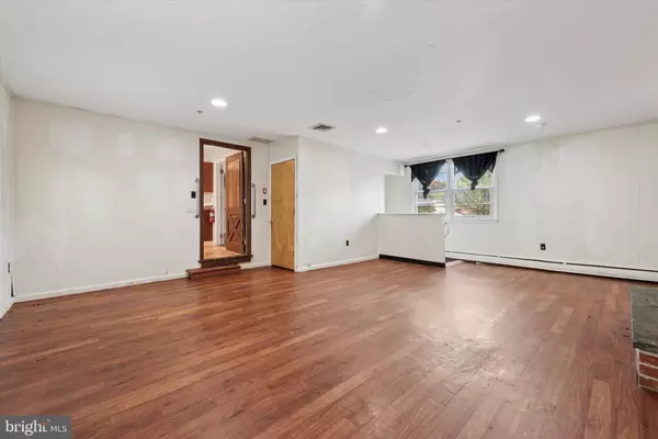 Downingtown, PA 19335,17 GLOUCESTER DR