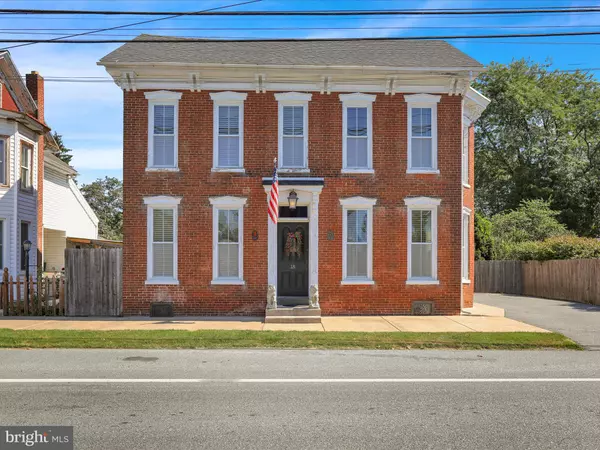 18 S RIVER ST, Maytown, PA 17550