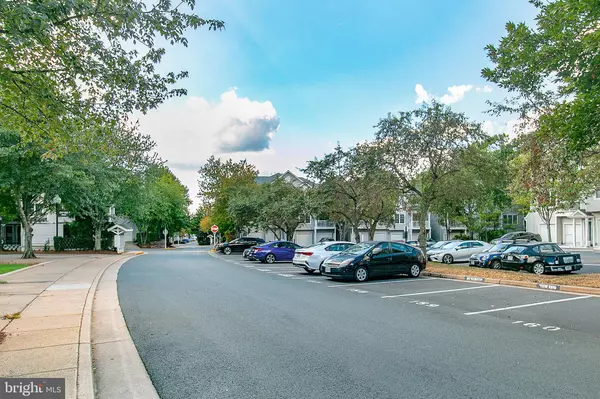 Fairfax, VA 22033,12799 FAIR BRIAR LANE