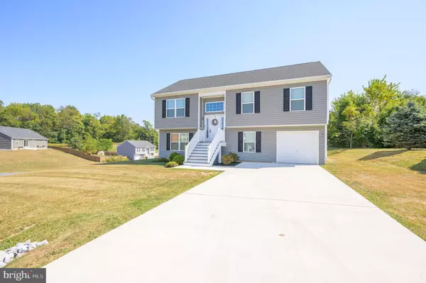 Hedgesville, WV 25427,17 INFANTRY CT