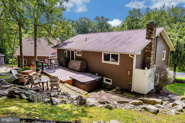 Friendsville, MD 21531,506 HOYES SANG RUN RD