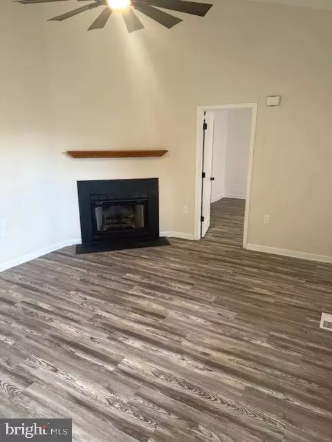 Charles Town, WV 25414,526 CROSSWINDS DR