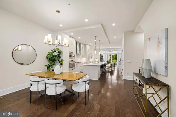 Bethesda, MD 20814,142 WINSOME CIR