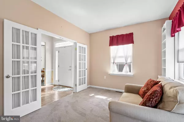 Langhorne, PA 19047,24 TUPELO LN