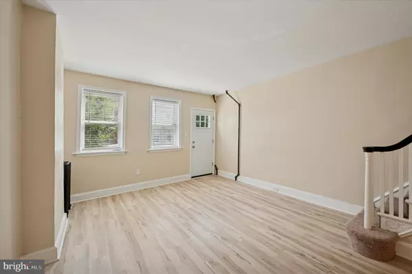 Philadelphia, PA 19125,837 ALMOND ST