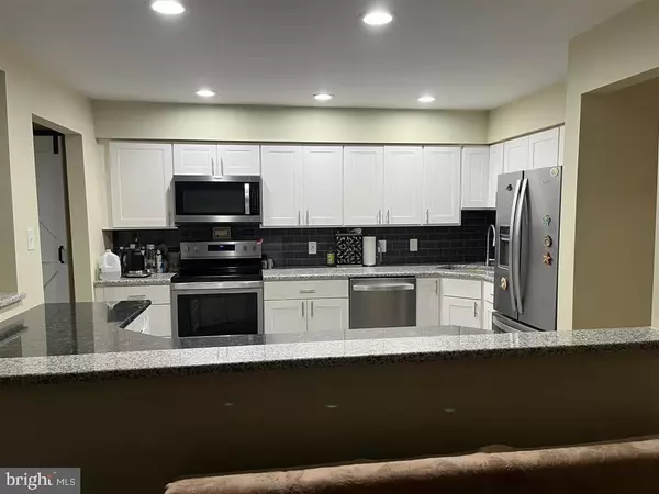 Baltimore, MD 21209,11-B PIPE HILL CT #11B