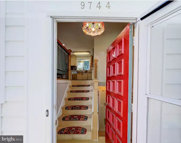 Fairfax, VA 22031,9744 WATER OAK DR