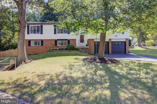 Fairfax, VA 22031,9744 WATER OAK DR