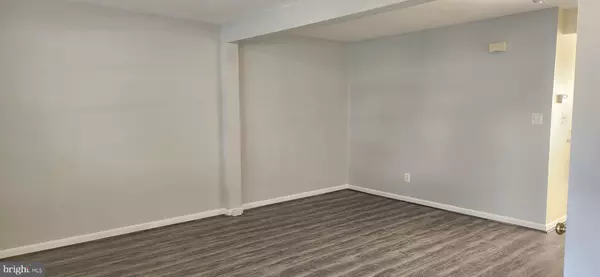 Bristow, VA 20136,9075 FALCON GLEN CT