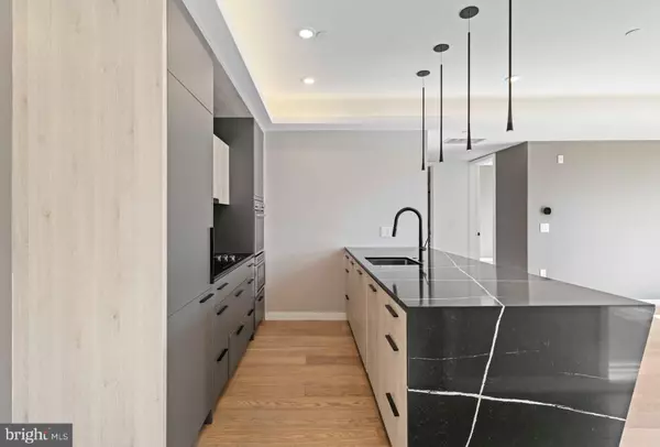 Philadelphia, PA 19123,807 N 3RD ST #404