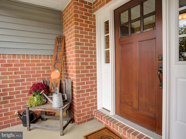 Greencastle, PA 17225,18 HEARTHSIDE LN