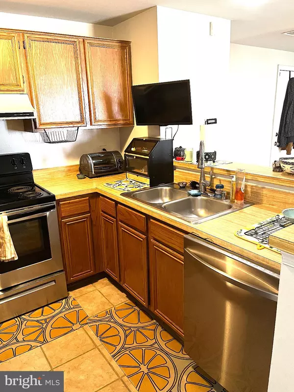 Stafford, VA 22556,200 DOVER PL #2