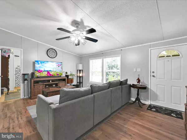 Felton, PA 17322,60 HEMLOCK DR