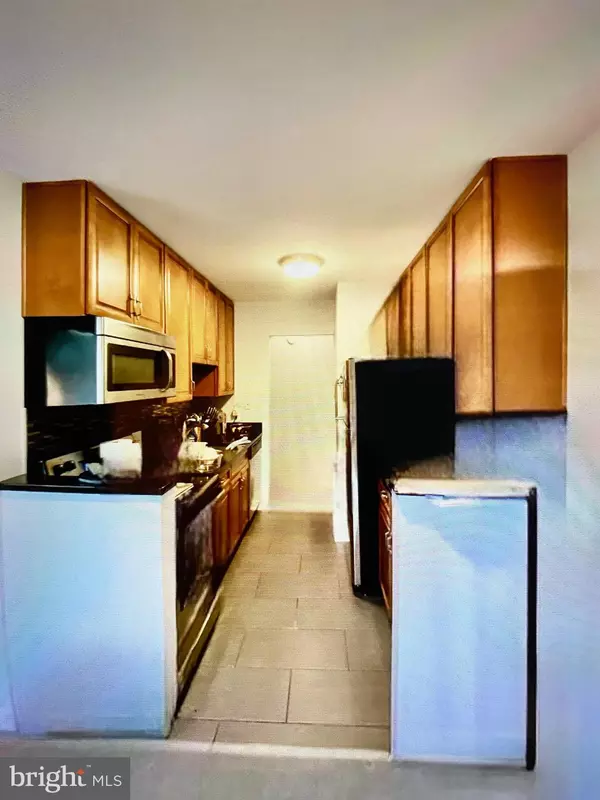 6437 RICHMOND HWY #201, Alexandria, VA 22306