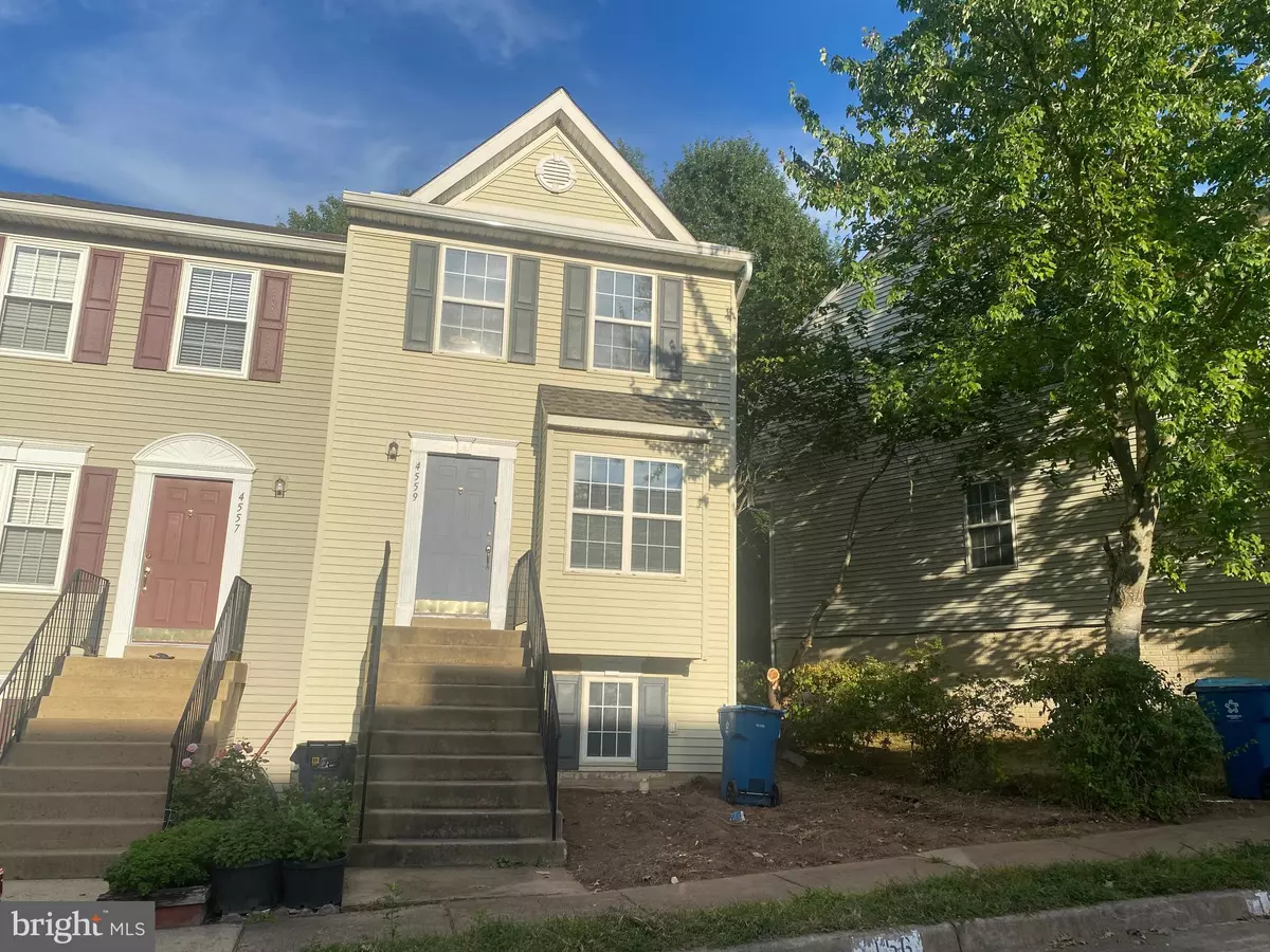 Chantilly, VA 20151,4559 PENNY TREE PL