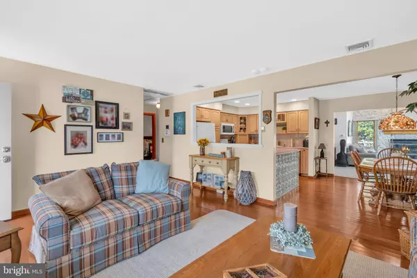 Toms River, NJ 08753,106 LONNY CT