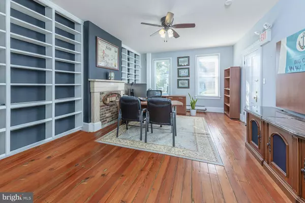 Mullica Hill, NJ 08062,53 N MAIN ST