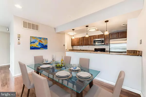 Alexandria, VA 22303,2609 WAGON DR #354