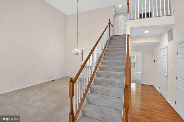 Bowie, MD 20721,2005 GOLDEN MORNING DR #49