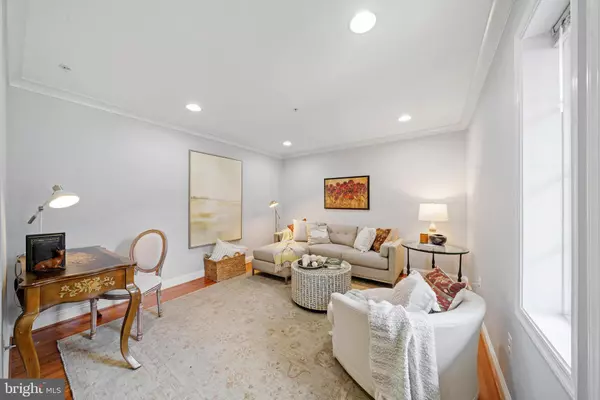 Gaithersburg, MD 20878,304 PARKVIEW AVE