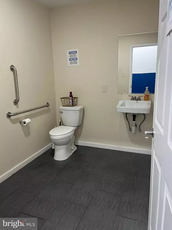 Philadelphia, PA 19150,1503 E WADSWORTH AVE #C