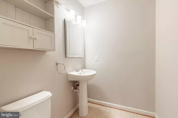 Edgewater, MD 21037,2 MILLHAVEN CT