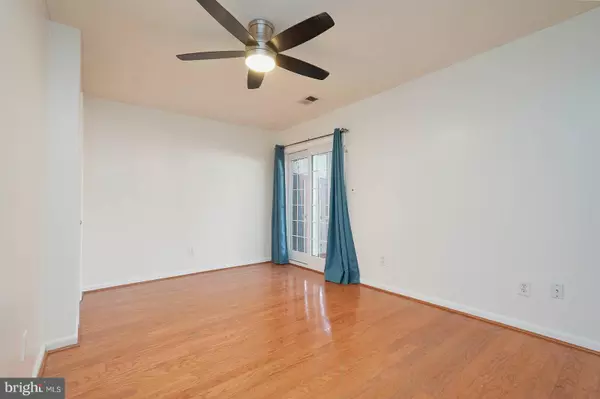 Laurel, MD 20723,9575 DONNAN CASTLE