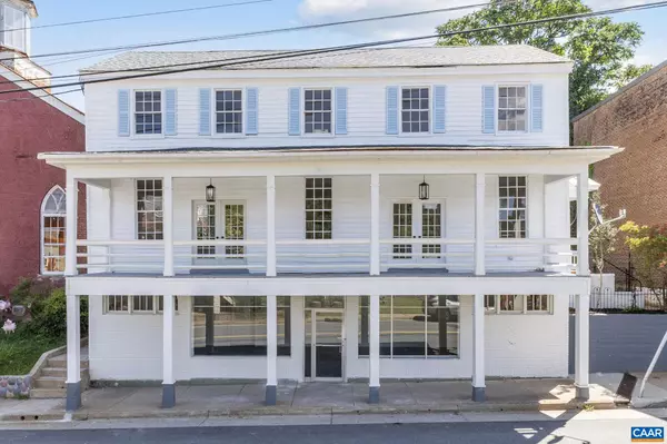 Lovingston, VA 22949,622 FRONT ST