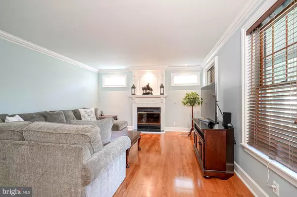 Turnersville, NJ 08012,123 LILLIAN AVE