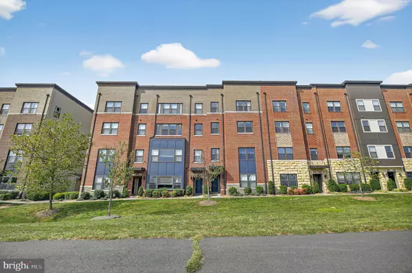 Ashburn, VA 20147,44852 TIVERTON SQ