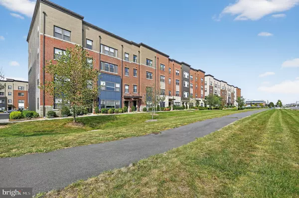 Ashburn, VA 20147,44852 TIVERTON SQ