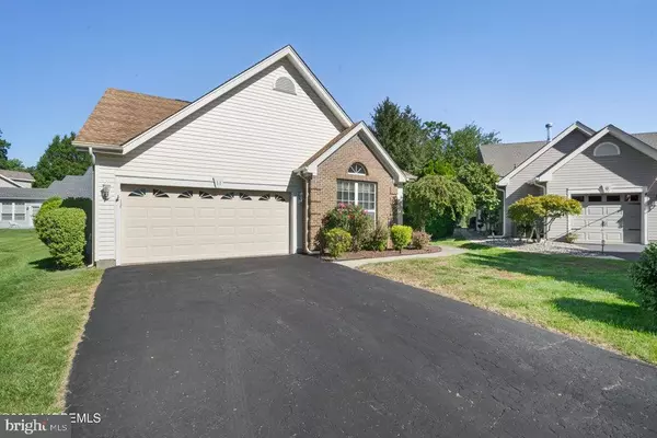 11 NAUTICAL CT, Bayville, NJ 08721