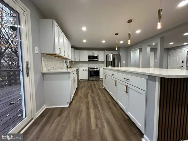 Haymarket, VA 20169,1411 MERCER RD