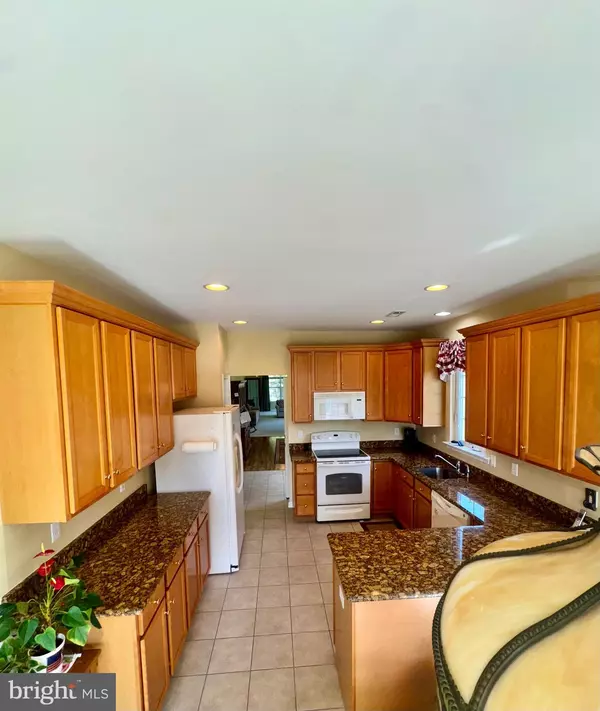 Manchester Twp, NJ 08759,607 TIMBERLINE LN