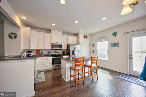 Dundalk, MD 21222,8203 SEAWORTHY WAY