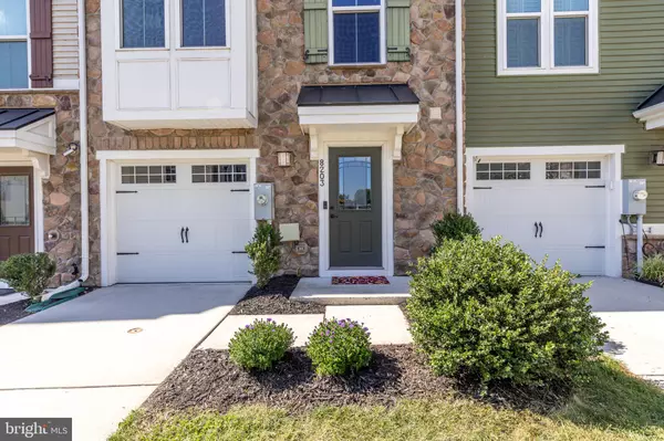Dundalk, MD 21222,8203 SEAWORTHY WAY