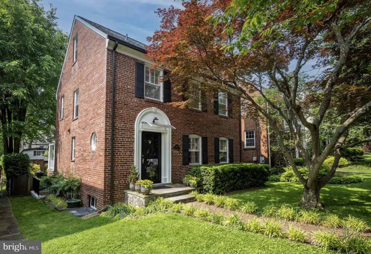 Washington, DC 20015,3218 QUESADA ST NW