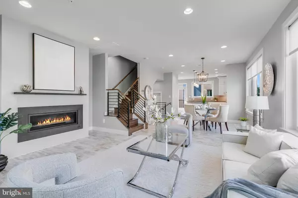 Bethesda, MD 20817,10412 BREUER ST