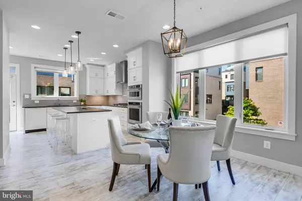 Bethesda, MD 20817,10412 BREUER ST