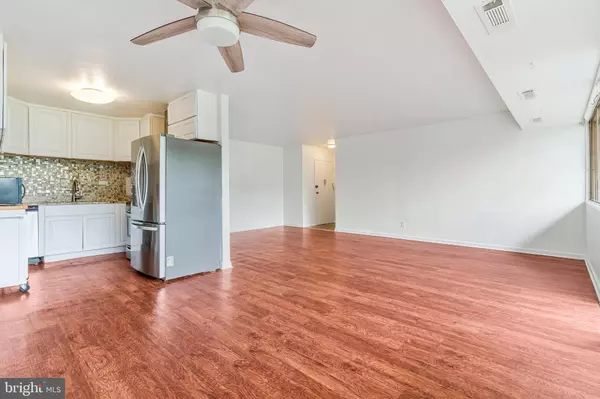 Alexandria, VA 22312,5801 QUANTRELL AVE #203