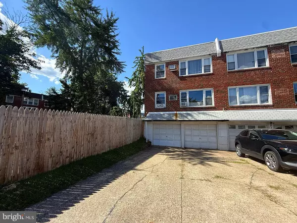 213 ROBINA TER, Philadelphia, PA 19116