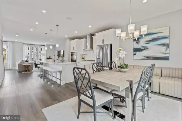 Hyattsville, MD 20782,3539 DEAN DR