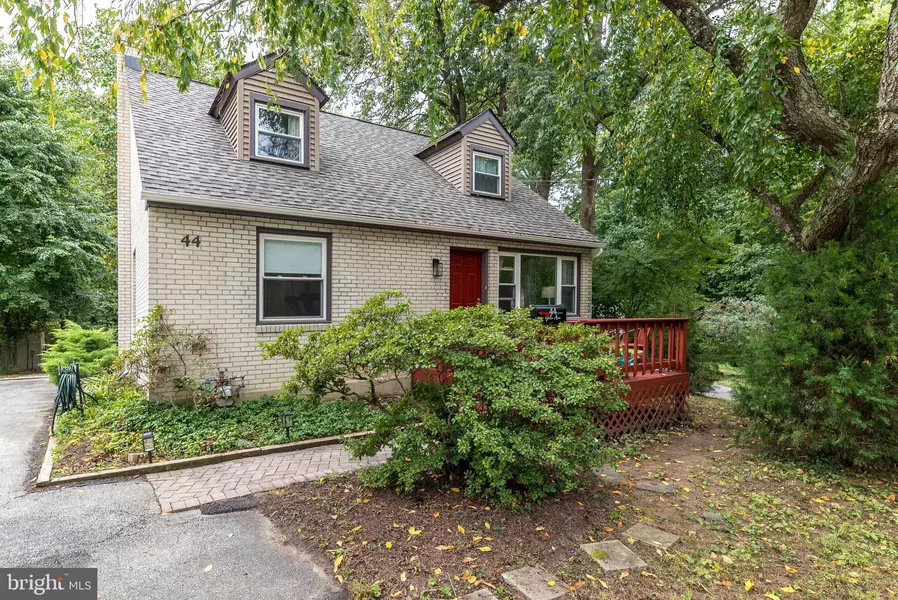 44 YALE AVE, Swarthmore, PA 19081