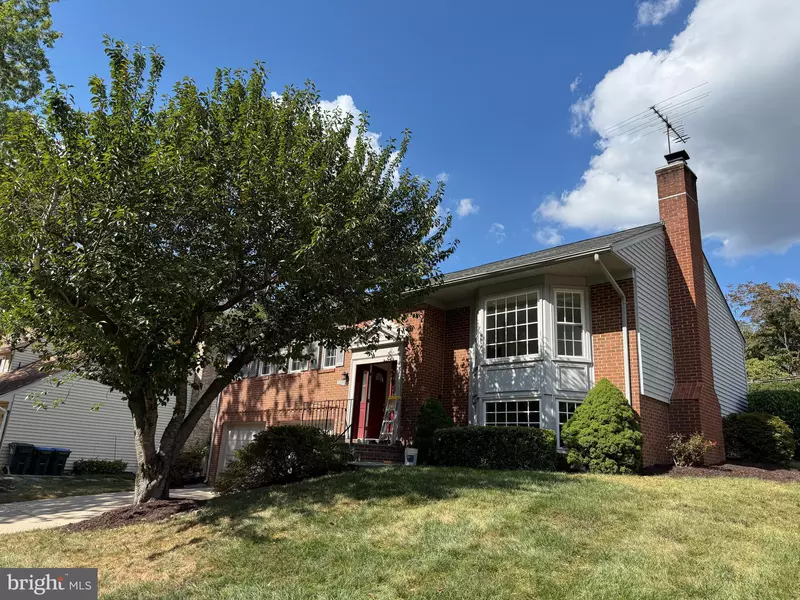 7633 CHANCELLOR WAY, Springfield, VA 22153