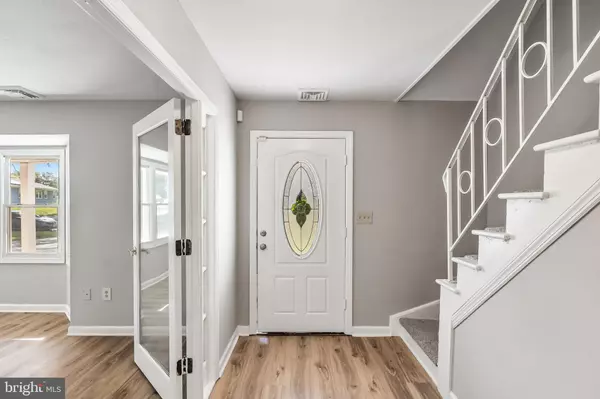 Willingboro, NJ 08046,11 WELDON LN