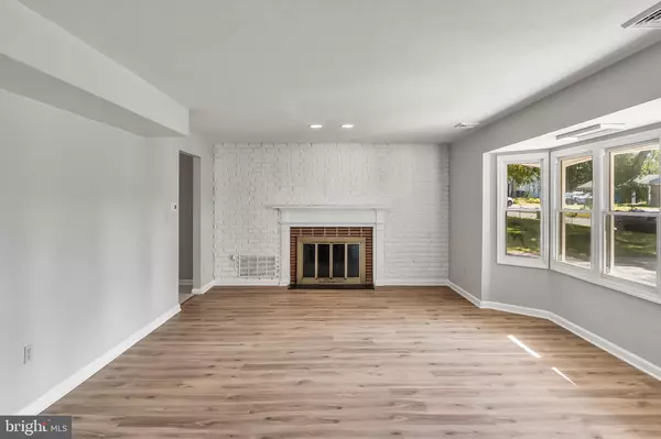 Willingboro, NJ 08046,11 WELDON LN