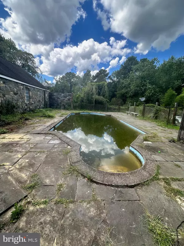 Alexandria, VA 22308,1700 COLLINGWOOD RD