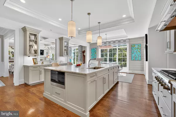 Mclean, VA 22101,1318 ROCKLAND TER