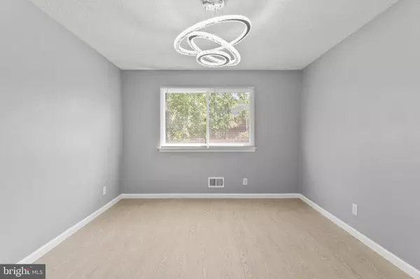 Randallstown, MD 21133,3823 CASSANDRA RD