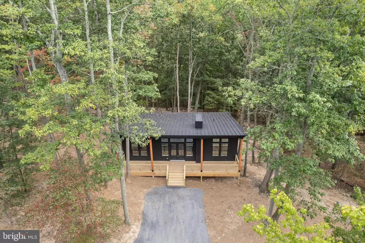 Harpers Ferry, WV 25425,82 CHRIST CHURCH RD